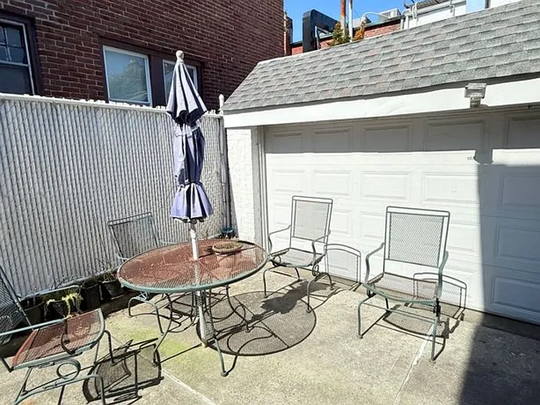 3927 213th St #201 — Photo 9