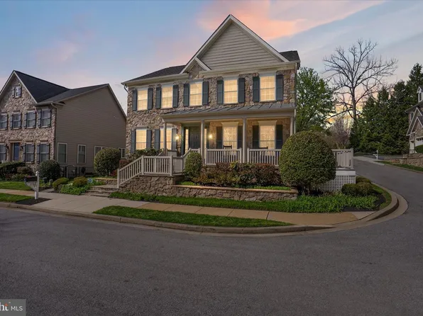 1102 Washingtonville Dr, Baltimore, MD 21210