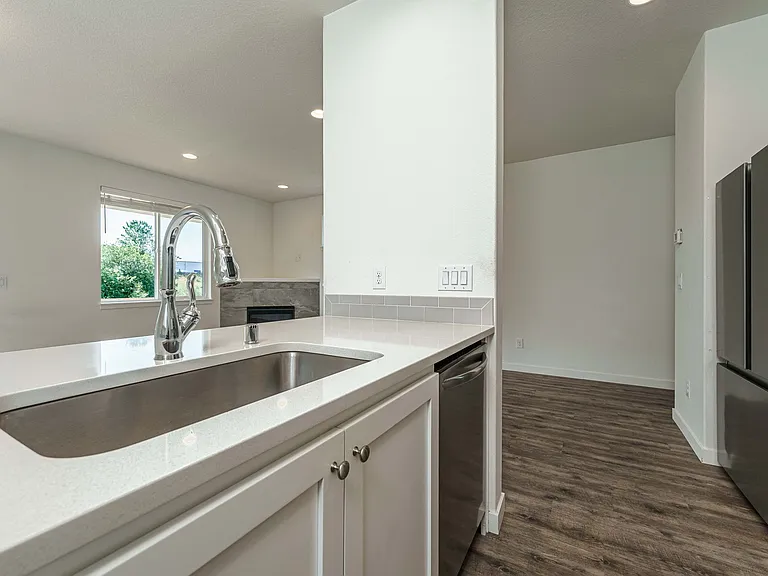1037 N Fairhope Pl — Photo 9