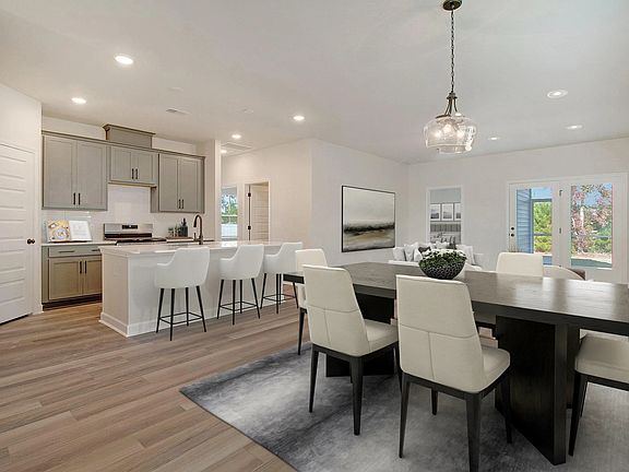 Tea Farm - Greenwood Interior Image 4