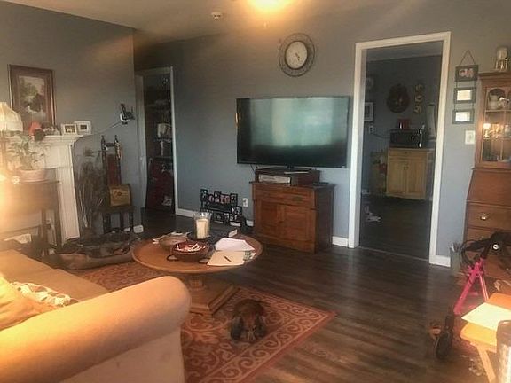2nd image of 1038 Birch Dr