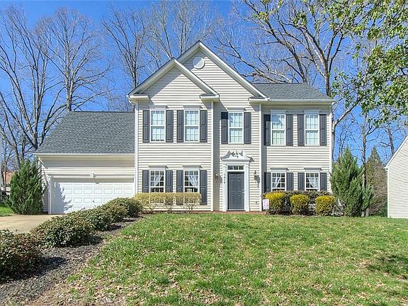 2nd image of 7814 Antique Cir #25