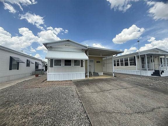 3rd image of 538 CENTER CREST BOULEVARD