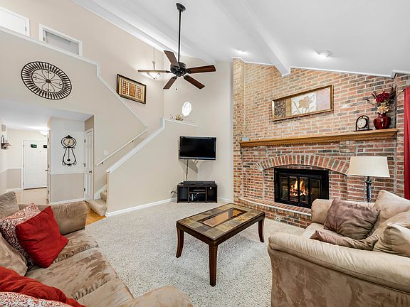 3rd image of 2260 Salisbury Dr