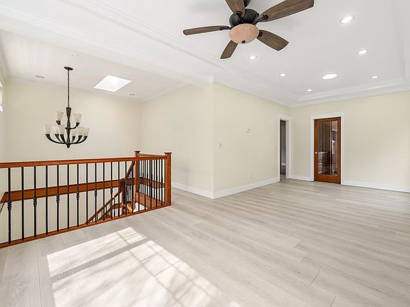 4th image of 11215 Williams Rd