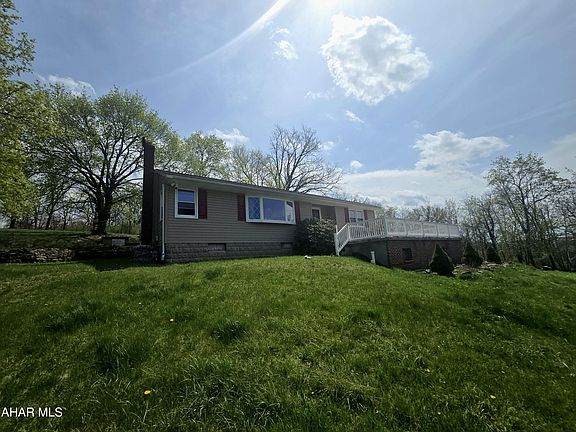 2nd image of 450 Grandview Rd