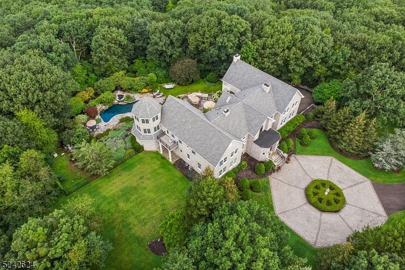 5 Carriage Way, Kinnelon, NJ 07405 Zillow