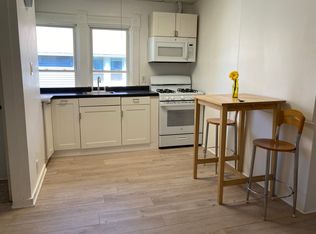 2006 Maple Ave APT 2F6, Evanston, IL 60201