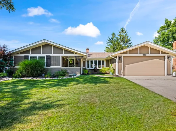 1108 Bradford Ln, Schaumburg, IL 60193