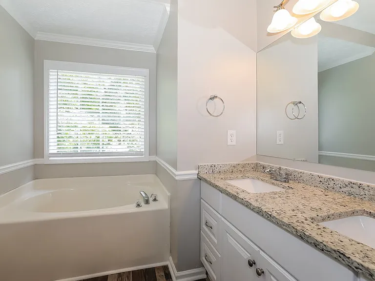 80 Pebble Brooke Ct — Photo 10