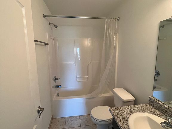 4th image of 28546 Oakmonte Cir E