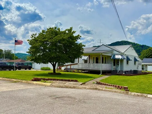 309 North 3rd.  Avenue, Paden City, WV 26159