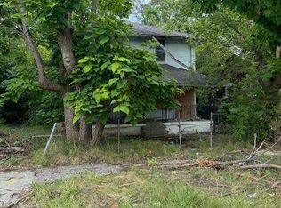 605 E McClellan St, Flint, MI 48505