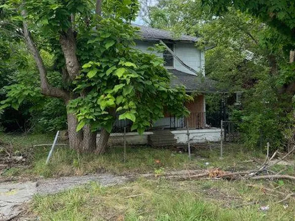 605 E McClellan St, Flint, MI 48505