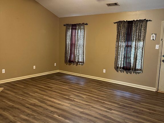 4th image of 112 Wilder Way