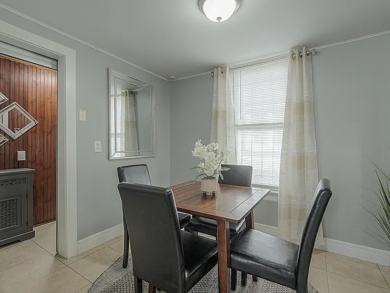 4416 Terrace St #1 — Photo 5