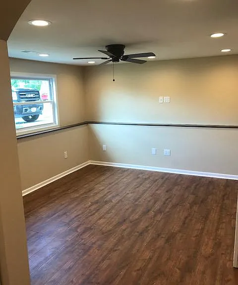 230 Grant Dr — Photo 15