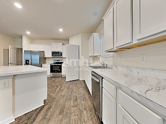 4th image of 4403 Warm Springs Way