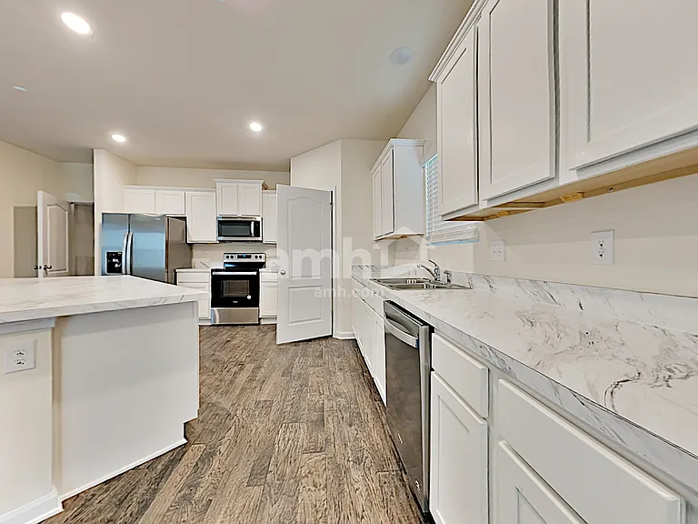 4403 Warm Springs Way — Photo 4