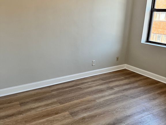 5th image of 224 Hanover St #11D