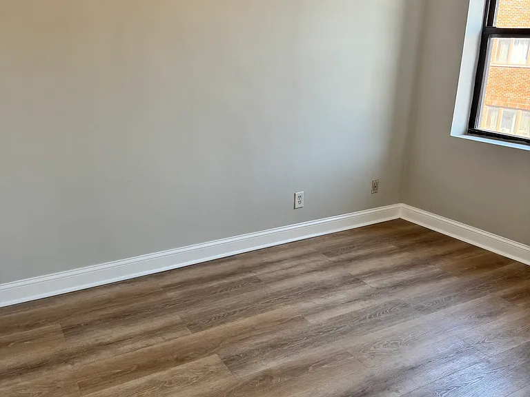 224 Hanover St #11 — Photo 5