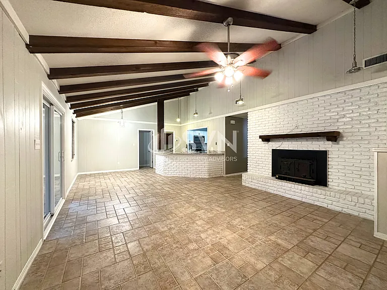 662 Ridgewood Dr — Photo 13