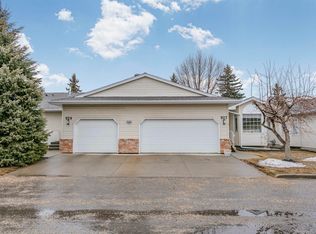 927 Youville Dr W, Edmonton, AB