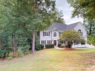 150 Rustic Mill Ln, Fayetteville, GA