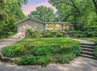 17708 Oakwood Dr, Spring Lake, MI 49456