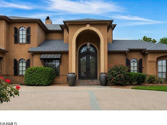 2nd image of 200 Baltusrol Dr