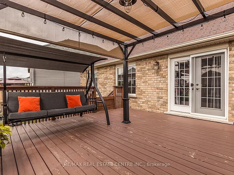44 Lemon Grass St — Photo 33