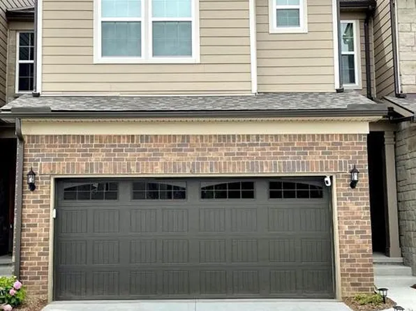 732 Addison Cir, Commerce Twp, MI 48390