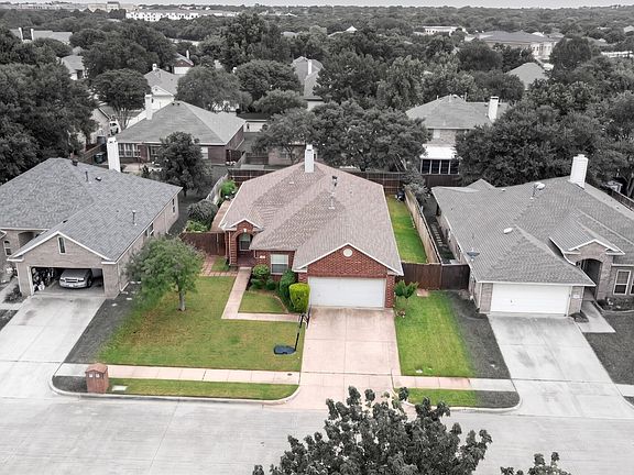 2nd image of 2625 Timberwood Dr