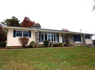 16 Wenlock Way, Waynesville, NC 28785