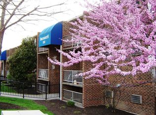 5745 Springdale Rd APT 10, Cincinnati, OH 45247