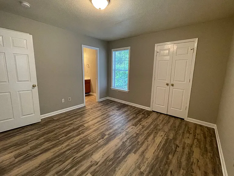 2019 Rath St — Photo 10