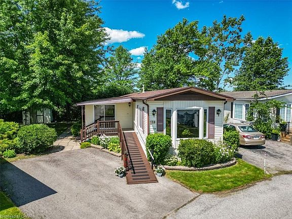 2nd image of 3033 Townline Rd #178