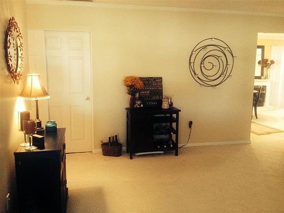 4th image of 978 Taylorsview Dr
