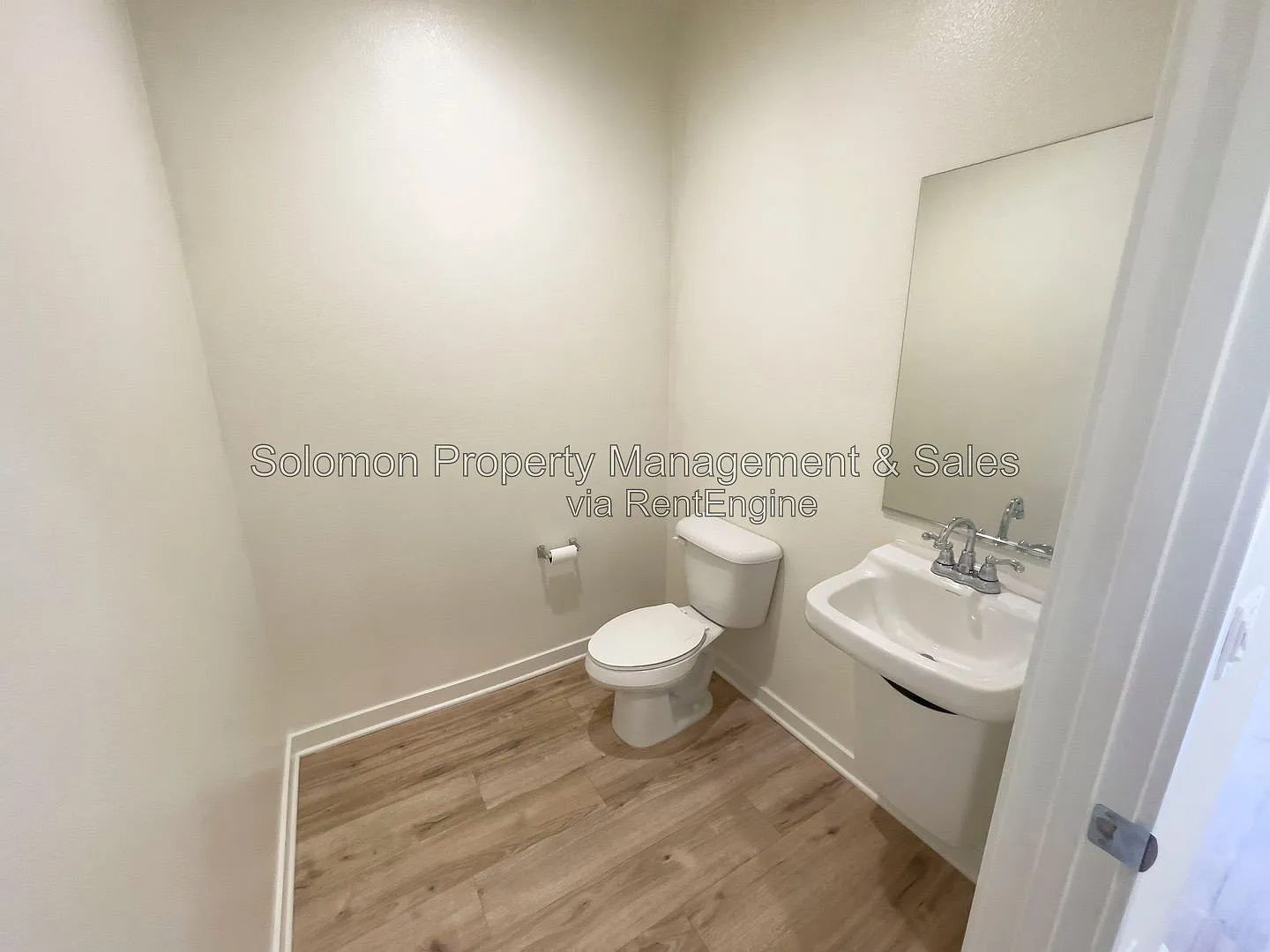 3 bed, 2.5 bath, 1548 sqft, $3,400 — Photo 4