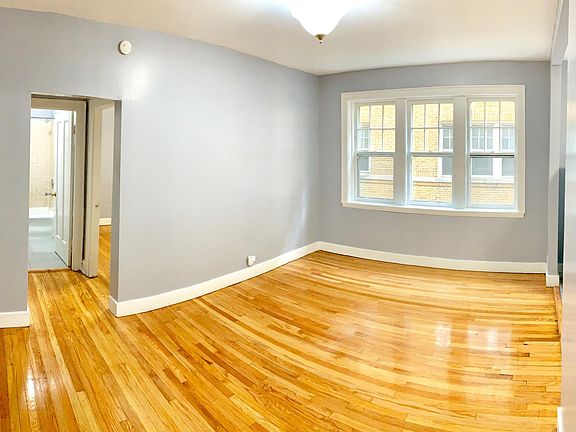 2nd image of 4355 S Sawyer Ave APT 115