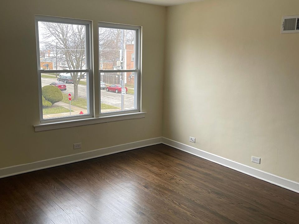 3502 Jackson St Bellwood, IL, 60104 Apartments for Rent Zillow