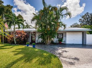 13406 Ridgeland Dr, Seminole, FL 33776