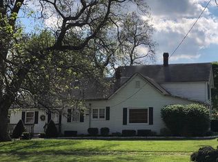 30659 Burlington Rd, Maywood, MO 63454