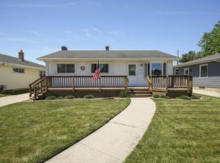 3225 Fox Dr, Racine, WI 53404