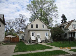 915 S Lincoln St, Aberdeen, SD 57401