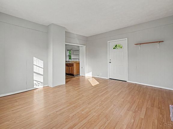 3rd image of 109 La Grange St