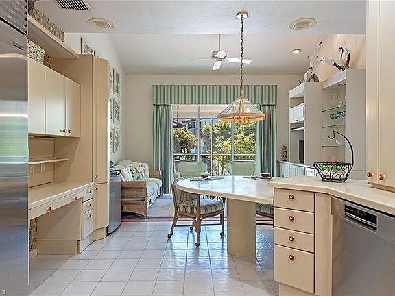 5th image of 4715 Villa Mare LN #26-16