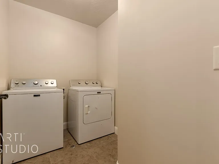 355 W 200 S #122 — Photo 27