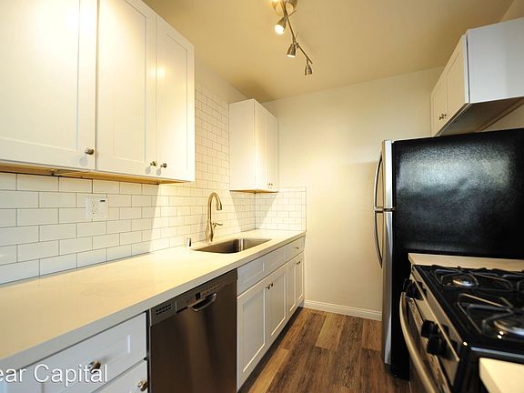 2nd image of 12240 Pacific Ave #10625590