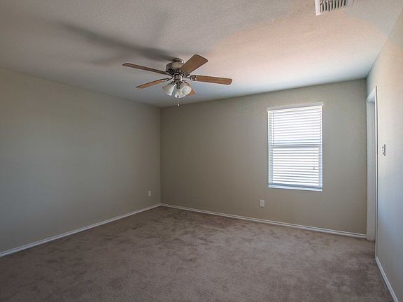 5th image of 930 Cedar Creek Dr